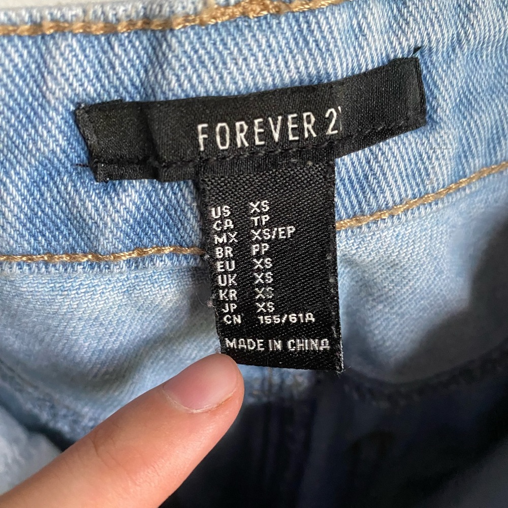 Forever 21 Denim Mini Skirt ( size XS ) - Picture 6 of 6